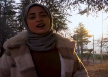 Student Sing Ram Bahajan