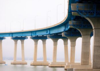 Mumbai Trans Harbor Link: Prime Minister Narendra Modi will inaugurate Mumbai Trans-Harbor Link today, know what is the specialty of the bridge