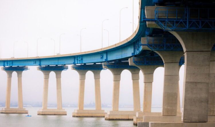 Mumbai Trans Harbor Link: Prime Minister Narendra Modi will inaugurate Mumbai Trans-Harbor Link today, know what is the specialty of the bridge