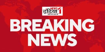 6 महीने बाद तिहाड़ से बाहर आए आप नेता Sanjay Singh , दिल्ली एक्साइज पॉलिसी केस में सुप्रीम कोर्ट ने दी थी जमानत सुप्रीम कोर्ट से मिली जमानत के बाद AAP के राज्यसभा सांसद संजय सिंह को तिहाड़ से रिहा कर दिया गया। आज बुधवार सुबह ट्रायल कोर्ट में आप नेता की जमानत की शर्तें तय कर दी गई थी। जिसके बाद कोर्ट ने के आदेश की कॉपी को जेल भेजा गया,जहां कानूनी प्रक्रिया खत्म करने करने बाद उन्हें रिहा कर दिया गया। ज्ञात हो कि सुप्रीम कोर्ट ने मंगलवार को दिल्ली एक्साइज पॉलिसी केस में आप नेता को जमानत दे दी थी। 4 अक्टूबर को गिरफ्तार हुए थे संजय गौरतलब है कि छह महीने पहले 4 अक्टूबर को ईडी ने आप नेता को दिल्ली एक्साइज पॉलिसी केस मामले में प्रवर्तन निदेशालय ने गिरफ्तार किया था। ईडी ने अपने चार्जशीट में संजय सिंह पर 82 लाख रुपए का चंदा लेने का आरोप लगाया है। इसी मामले में पूछताछ के लिए 4 अक्टूबर को ED उनके आवास पर पहुंची थी जहां उनसे 10 घंटे की लंबी पूछताछ के बाद गिरफ्तार कर लिया गया। इन शर्तों पर मिली जमानत दिल्ली शराब नीति मामले में सुप्रीम कोर्ट ने आम आदमी पार्टी के सांसद संजय सिंह को इन शर्तों पर जमानत दी पासपोर्ट सरेंडर कहीं जाने से पहले ईडी को अपना शेड्यूल बताना ED को अपना फोन नंबर बताएंगे जो लगातार उपलब्ध रहेगा जबतक जमानत पर बाहर रहेंगे वह शराब नीति मामले को लेकर कोई टिप्पणी नहीं करेंगे दो लाख रुपये के निजी मुचलके पर बेल बॉन्ड