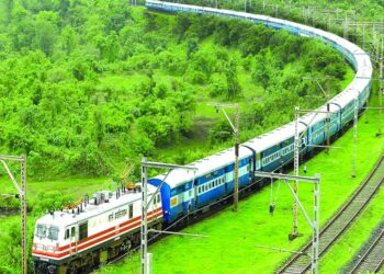 Railway Ticket: रेलवे लाया यात्रियों के लिए तोहफा, टिकट कैंसिल करने पर इतने का फायदा, जानिये कैसे