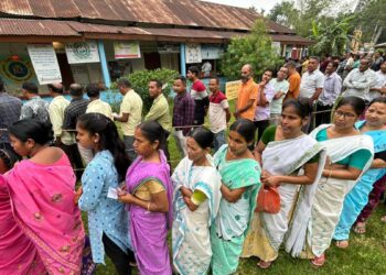 Lok Sabha Election:पहले चरण में मोदी सरकार के आठ मंत्री भी चुनौती का सामना कर रहे हैं. कौन-कौन चुनौती दे रहे हैं?