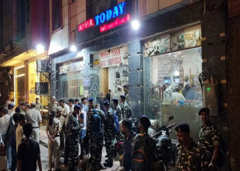 Delhi News: दिल्ली के एक ही होटल में क्या क्र रहे थे 70 पाकिस्तानी, क्यों पूरा एरिया हुआ सील?