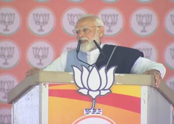 Narendra modi: राजाओं का अपमान करते हुए राहुल नवाबों पर चुप..। प्रधानमंत्री मोदी ने कहा कि यही कांग्रेस का मुस्लिम तुष्टीकरण