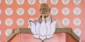 Lok Sabha Election 2024: PM Modi ने राहुल गांधी के भड़काऊ बयान पर कहा, “शहजादे को मजा आता है, मगर सबक जल्द मिलेगा”
