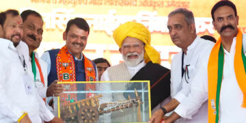 PM in Maha: आज महाराष्ट्र में तीन रैलियों से मराठा भूमि जितने उतरे मोदी, विपक्ष का होश उड़ा, जानिये का बोले