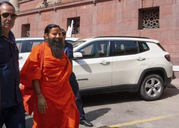 Patanjali Misleading Ad Case: क्या माफीनामा उतनी ही महत्वपूर्ण है जितना भ्रामक विज्ञापन?बाबा रामदेव का सुप्रीम कोर्ट का प्रश्न