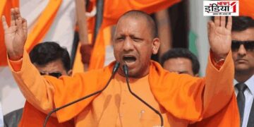 CM Yogi, Mamata Banerjee