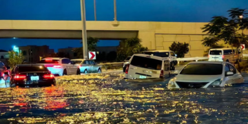 Dubai में आई बाढ़ को अबू धाबी के हिंदू मंदिर से क्यों जोड़ रहे हैं लोग, यहां जानें पूरी रिपोर्ट!