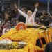 pm-modis-grand-road-show-in-ayodhya-supporters-gathered-in-large-numbers