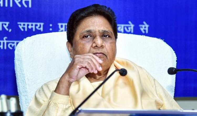big-blow-to-bsp-before-the-sixth-phase-mayawati-close-associate-or-former-ips-officer-prem-prakash-will-join-bjp-today