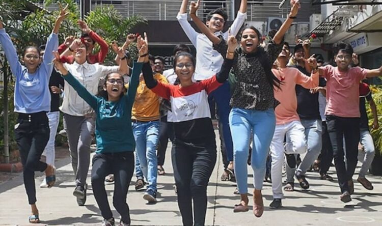 hp-board-10th-result-himachal-board-10th-result-released-74-students-passed