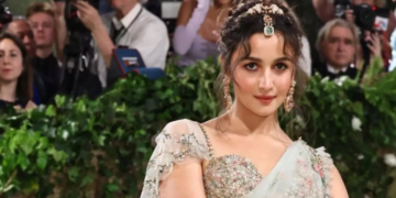 एक बार फिर मेट गाला में Alia Bhatt ने परफॉर्म कर बढ़ाई भारत की शान