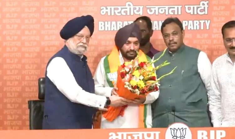 Arvinder Singh Lovely joins bjp