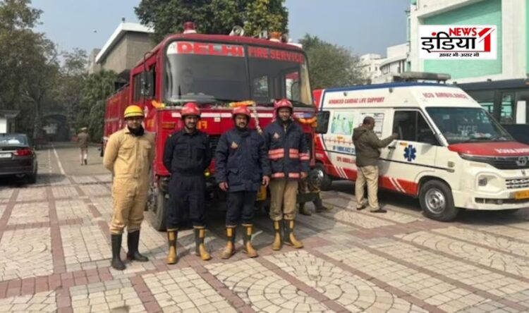 Delhi, Noida,Breaking