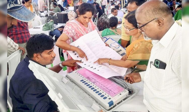 UP Lok Sabha Election 2024 Third Phase Voting Preparation