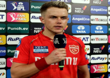 बैंगलोर से मिली हार के बाद खत्म हुआ पंजाब किंग्स का प्लेऑफ में जाने का सफर, हार के बाद कप्तान Sam Curran हुए भावुक