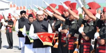 Indian Army: जानें सेना में कैसे भर्ती होते हैं पंडित-पादरी-मौलवी और ग्रंथी, किसकी कितनी है सैलरी