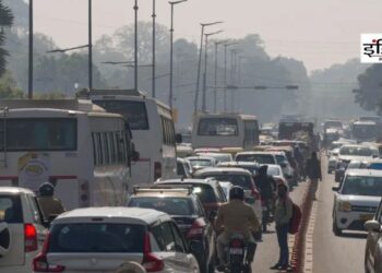 Republic Day : गणतंत्र दिवस रिहर्सल से दिल्ली में ट्रैफिक जाम, मेट्रो स्टेशनों पर उमड़ी भारी भीड़, जानें रूट