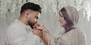 Entertainment news : कौन से दर्द से जूझ रहीं हिना खान, हनीमून पर ऐसा क्या हुआ की पहुंची डॉक्टर के पास