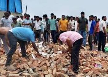 Amroha News: फैक्ट्री में भीषण विस्फोट से मचा हड़कंप, 5 की मौत, दर्जनभर से ज्यादा लोग घायल