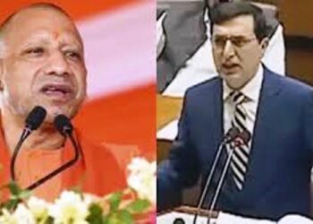 जानें PAK की संसद में क्यों छपा CM योगी के नाम का पर्चा, जो सोशल मीडिया पर उड़ा रहा गर्दा