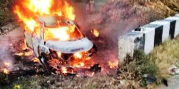 बुलंदशहर में 5 लोगों की कार के अंदर जिंदा जली चिता, मौत का मंजर देख ‘इंद्रदेव’ भी नहीं रोक पाए आंसू