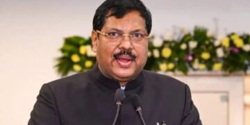 CJI गवई छेड़ी नई बहस,लोकतंत्र में सबसे ताकतवर कौन कार्यपालिका, विधायिका, न्यायपालिका या संविधान