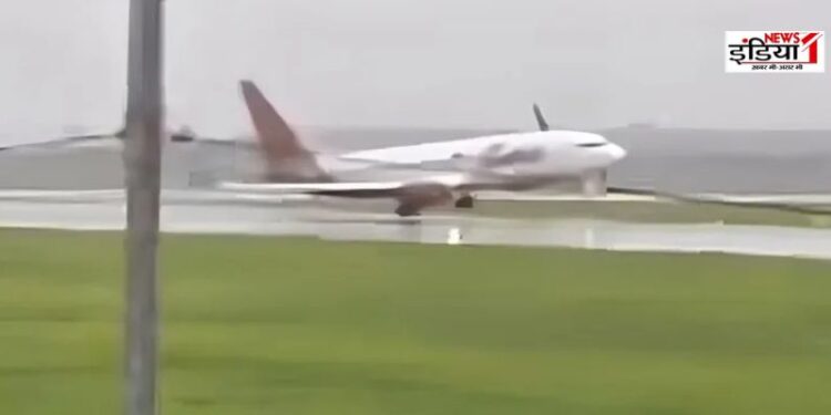 Boeing 737 Plane