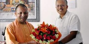 UP News: कौन हैं IAS शशि प्रकाश गोयल, जिन्हें CM योगी आदित्यनाथ ने सौंपी यूपी की सबसे पावरफुल कुर्सी