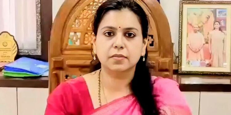 DM Divya Mittal