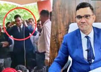 उठक-बैठक के बाद अब एसडीएम रिंकू सिंह ने गुनगुनाया ये गीत, ‘हमसे का भूल हुई जो ये सजा हमको दी सरकार’