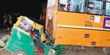 तेज़ रफ्तार ट्रक ने ऑटो को मारी टक्कर, ड्राइवर की मौत; आरोपी वाहन समेत फरार