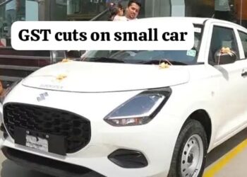 GST Cuts : क्या छोटे वाहनों पर घटेगा GST सस्ती हों जाएंगी छोटी कारें, दीवाली पर खरीदारों को मिलेगा तोहफ़ा