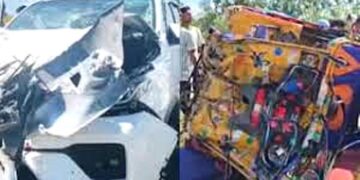 पीलीभीत में कार की टक्कर से टेंपो के उड़े परखच्चे, भीषण सड़क हादसे में 2 मासूम समेत 5 लोगों की दर्दनाक मौत