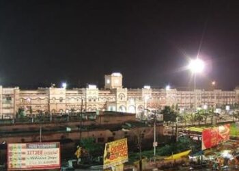 लखनऊ नोएडा नहीं अब किस शहर की है बारी, जानिए कैसे चल रही है इसके कायाकल्प की तैयारी