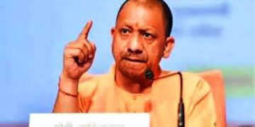 ‘हेराफेरी’ पर CM योगी का बड़ा एक्शन, 22 शिक्षकों को तत्काल प्रभाव से किया बर्खास्त, वेतन की रिकवरी के साथ दर्ज होगी FIR