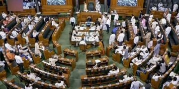 Jan Vishwas Bill 2025: क्या बनेगा कारोबार और आम लोगों के लिए राहत का बिल, जिंदगी को आसान बनाने की नई पहल