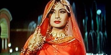 Entertainment news : कौन थीं बॉलीवुड की Tragedy क्वीन जिसने रचा इतिहास एक दर्द भरी रानी की कहानी