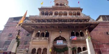 Banke Bihari Mandir पर नया कानून,सरकार ने मंदिर प्रबंधन के लिए बनाया नया न्यास बोर्ड क्यों कर रहे पुजारी इसका विरोध