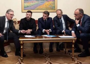 Ukraine War खत्म करने पर वॉशिंगटन में बड़ी चर्चा, ट्रंप, ज़ेलेंस्की और यूरोपीय नेताओं के बीच शांति समझौते पर क्या बन सकती है बात