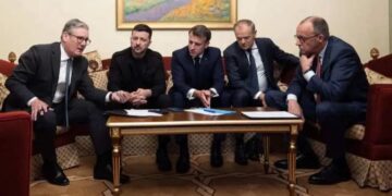 Ukraine War खत्म करने पर वॉशिंगटन में बड़ी चर्चा, ट्रंप, ज़ेलेंस्की और यूरोपीय नेताओं के बीच शांति समझौते पर क्या बन सकती है बात