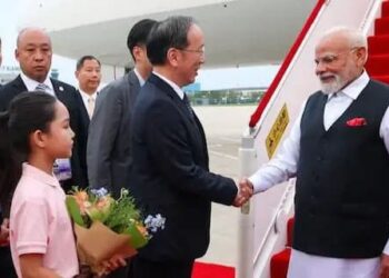 PM Modi China Visit: पीएम मोदी पहुंचे चीन, SCO समिट में होंगे शामिल,शी जिनपिंग और पुतिन से होगी मुलाकात
