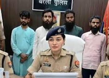 मस्जिद में प्रोफेसर प्रभात उपाध्याय का हो रहा था खतना, तभी पुलिस ने बोला धावा, हत्थे चढ़ा धर्मान्तरण गैंग का सरगना