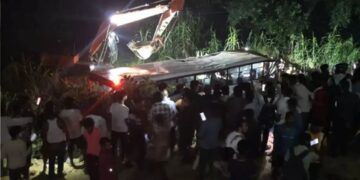 Lucknow Road Accident 2025