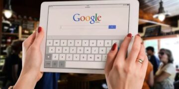 Google network: आपकी सोच से ज्यादा गहरा, रखता है आपकी हर ऑनलाइन हरकत पर नज़र छुप नहीं सकती आपकी डिजिटल पहचान