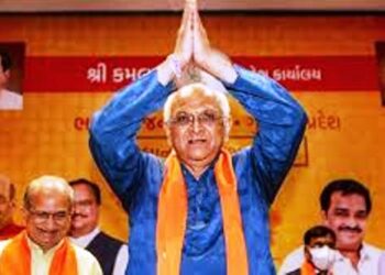 गुजरात में हुआ बड़ा सियासी उलटफेर, भूपेंद्र पटेल की सरकार के सभी मंत्रियों ने मंत्री पद से किया रिजाइन