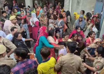 Triple Murder Case: गांगनौली में तीन हत्याओं के बाद पुलिस से हुई थी झड़प, तोड़फोड़ के मामले में 29 लोगों के खिलाफ मामला दर्ज