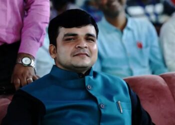 : IAS Ajay Kumar Dwivedi fearless honest office