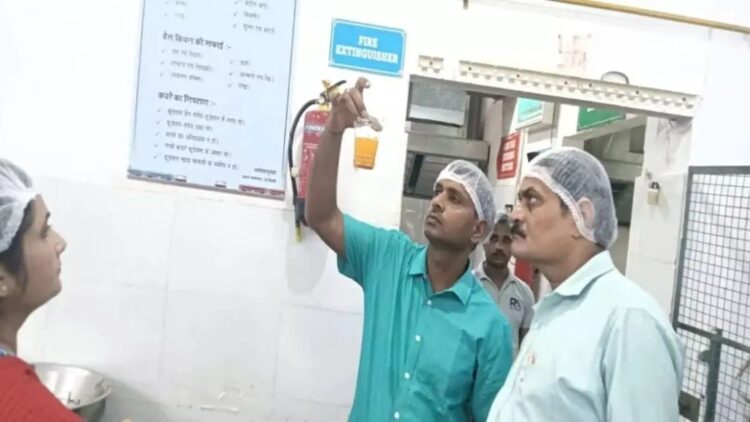 Food adulteration case Amul Patanjali Gorakhpur
